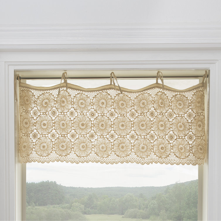 Highland Dunes Burrill Geometric Cotton Tailored 16'' Window Valance